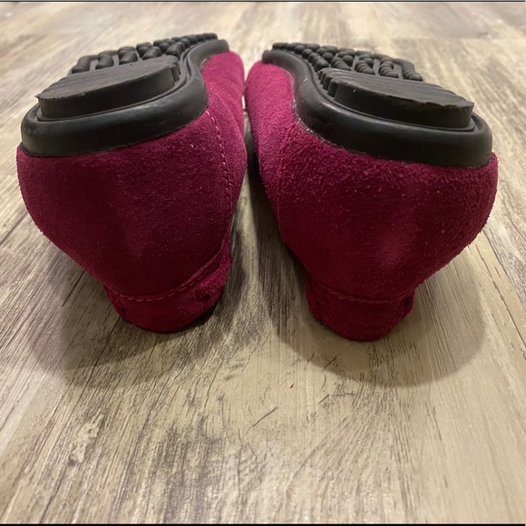 Magenta Pink Moccasin Flats/Slippers Valley Lane - Picture 2 of 6